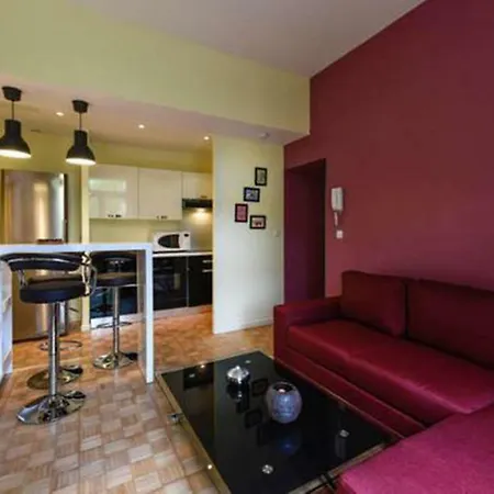 Le Chateau * Merignac (Gironde)